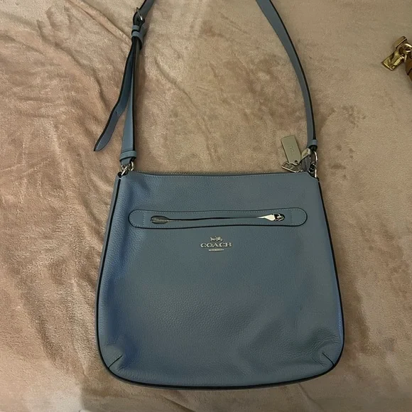 Coach Crossbody bag. Worn once.No rips/Flaws. - Picture 2 of 6